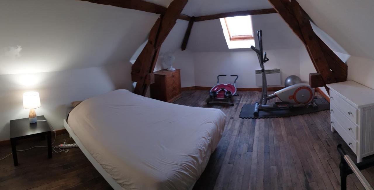 Appartement Agreable 1 A 4 Personnes Chaumont  Exterior foto